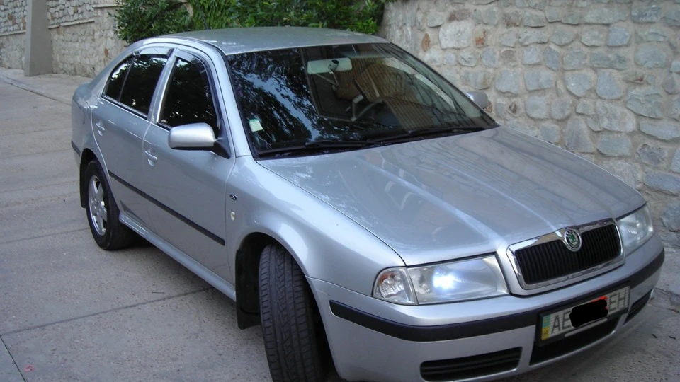 Skoda Octavia 1.8 Т "Silver Streak" 3