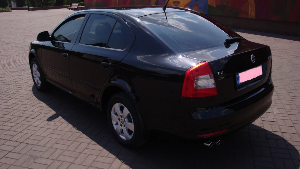 Skoda Octavia 1.8 TSI Rocket 4