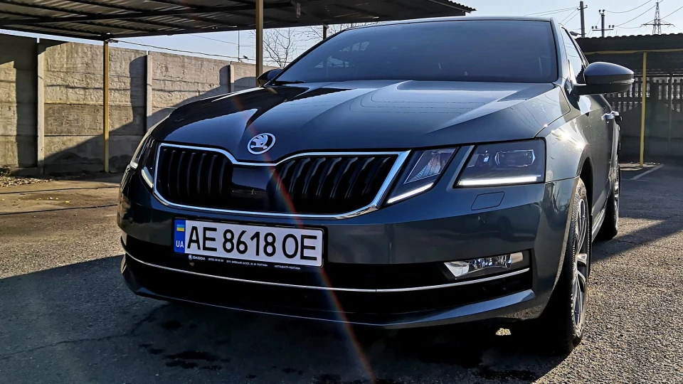 Skoda Octavia 1.8 TSI+DSG Style+++ 3