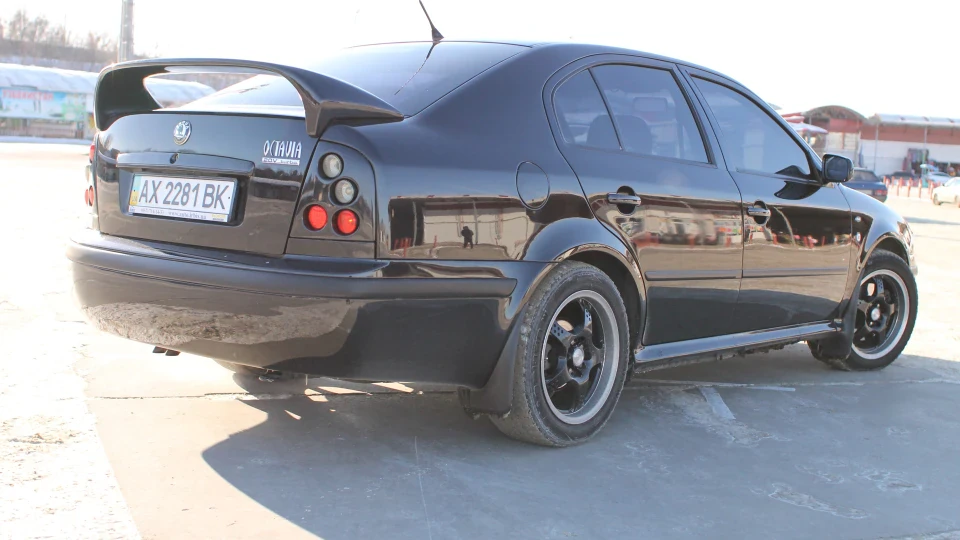 Skoda Octavia 1.8 Turbo 4