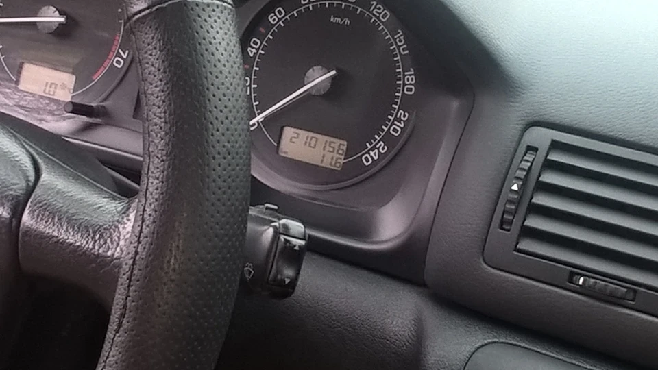 Skoda Octavia 1.8т Elegance 5