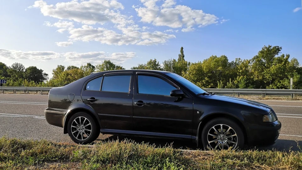 Skoda Octavia 1.9TDi nedo vRS 4