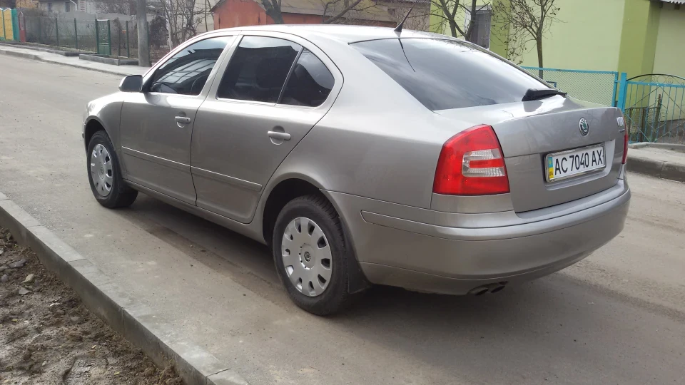 Skoda Octavia 2.0 FSI 4