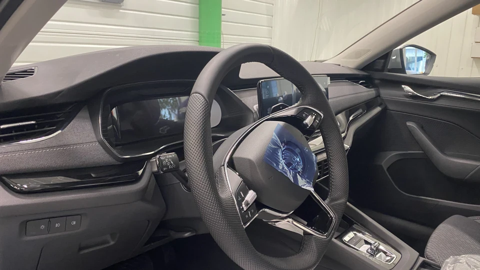 Skoda Octavia A8 2.0 TSI 5