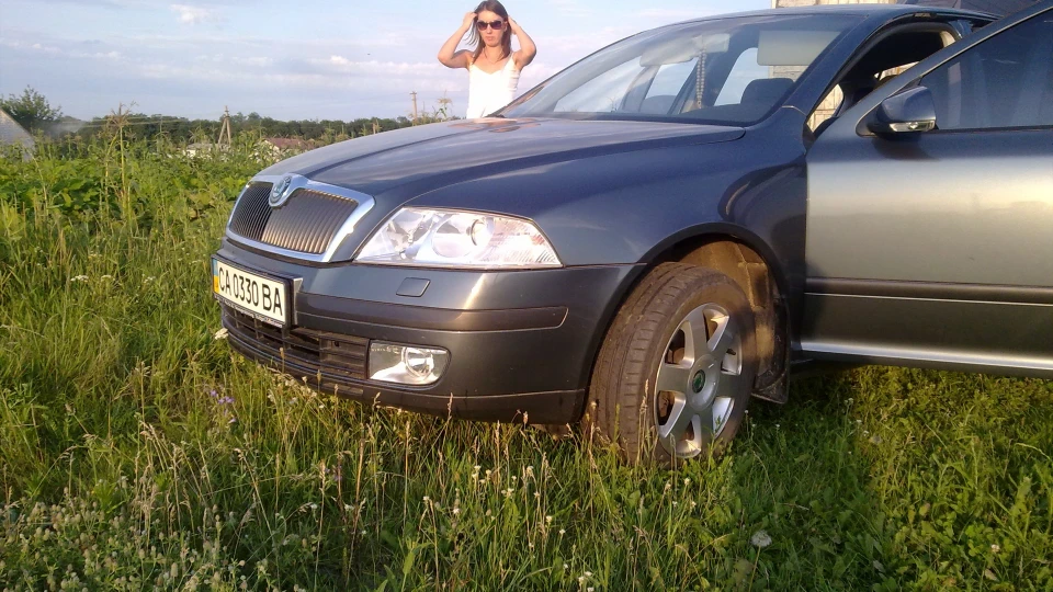Skoda Octavia антрацитова бестія 3