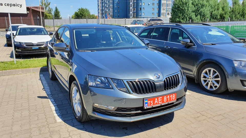 Skoda Octavia Benzinka v2.0 2