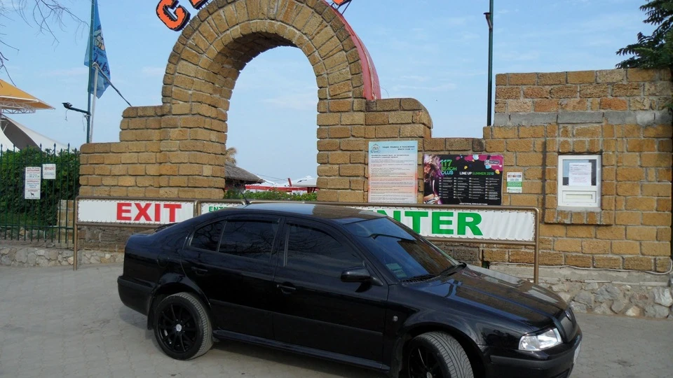 Skoda Octavia BLACK KAT 2