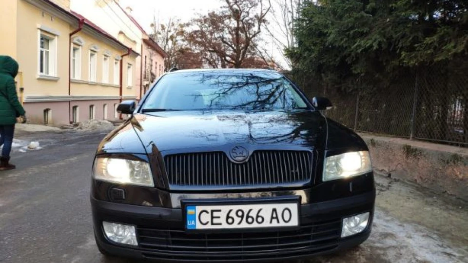 Skoda Octavia Black 3