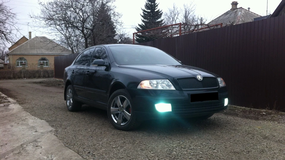 Skoda Octavia BLACK 2