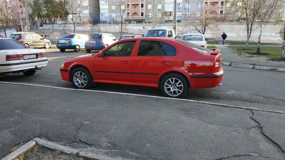 Skoda Octavia <<FiNe ReD>> 2