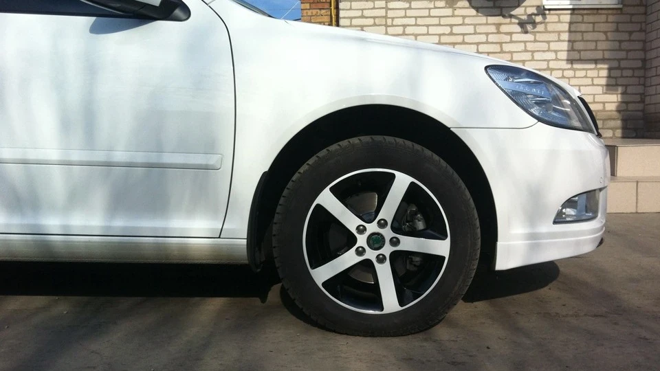 Skoda Octavia Individual 2