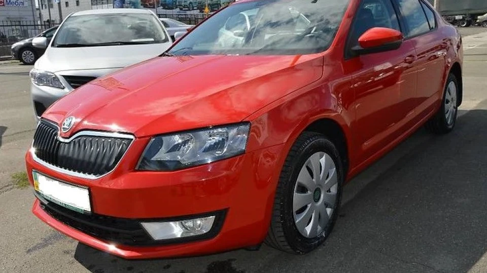Skoda Octavia Корида червоний 2