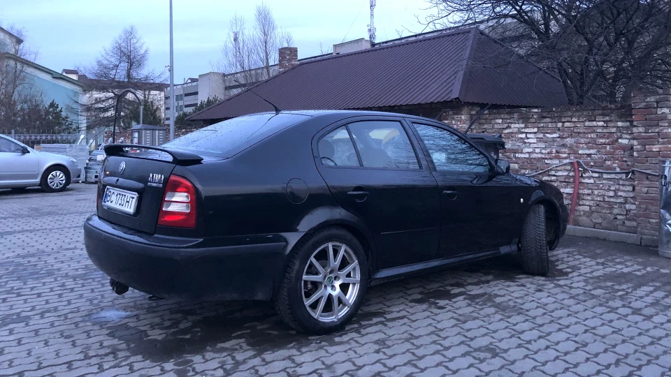 Skoda Octavia Коритце 2