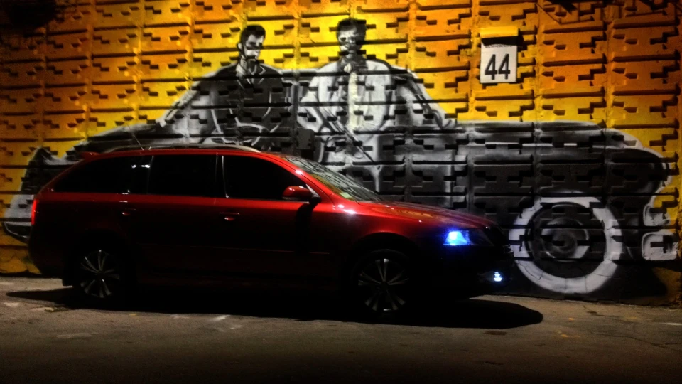 Skoda Octavia R18 Flamenko Red 2