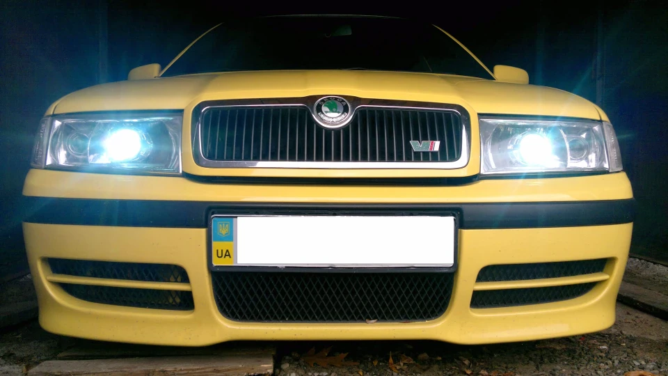 Skoda Octavia RS Acid Lemon 4