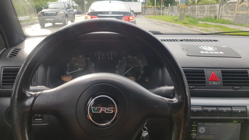 Skoda Octavia Сіренька 1.8Т 2