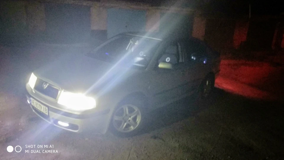 Skoda Octavia Сірий металік , 1.6 4