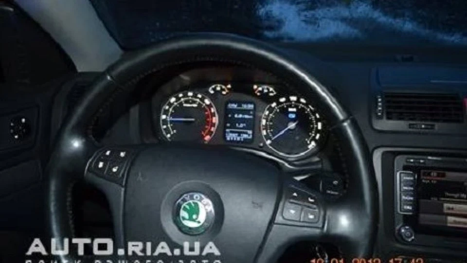 Skoda Octavia TDI (125kw) Стайлінг RS 4