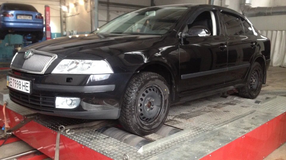 Skoda Octavia The Black Pearl 3