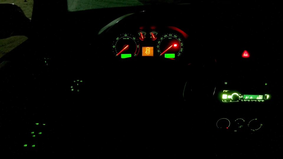 Skoda Octavia Tour > NO Сat 🚙💨 4