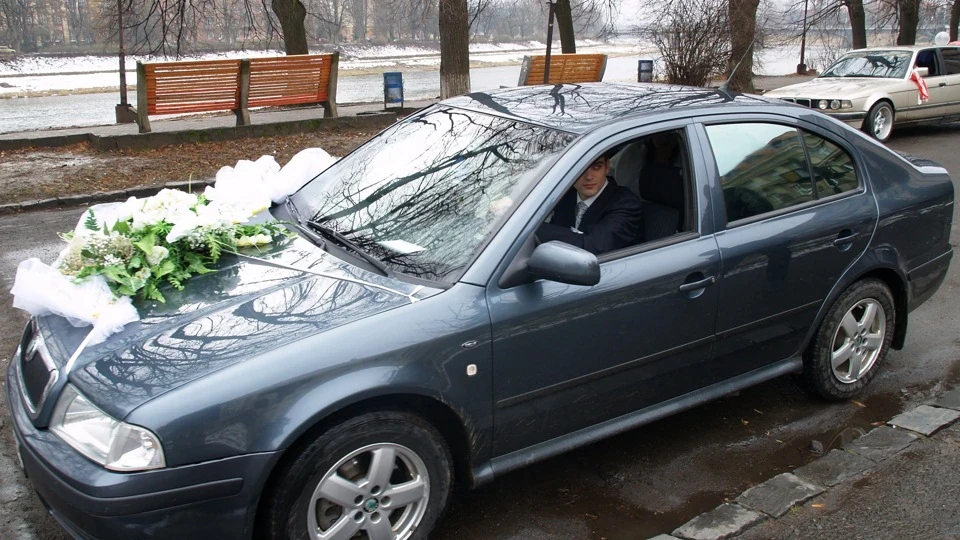 Skoda Octavia TourBO) 2