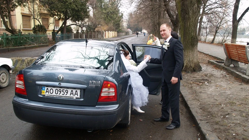 Skoda Octavia TourBO) 4