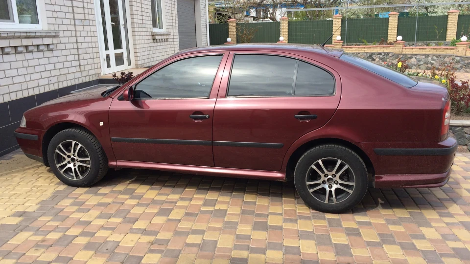 Skoda Octavia вишенька 1.8 2
