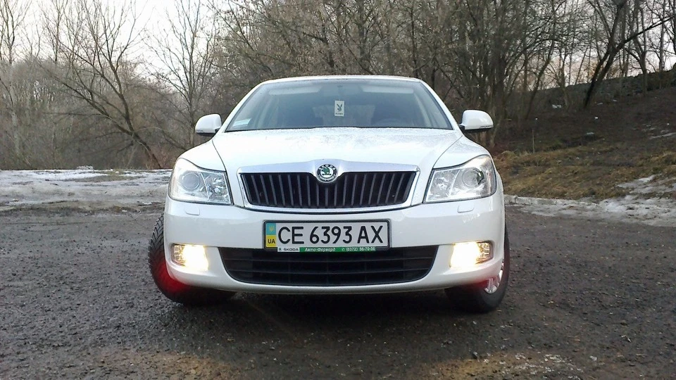 Skoda Octavia White Power