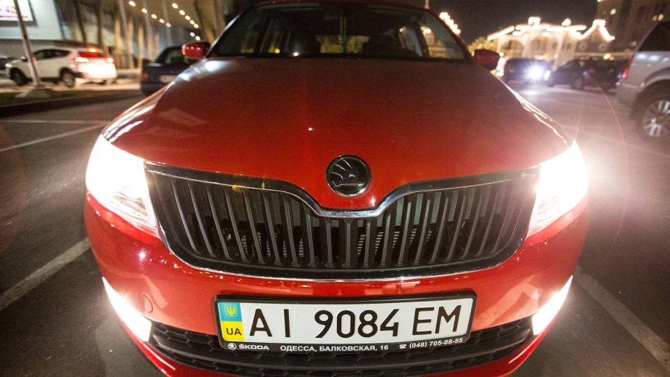 Skoda Rapid Spaceback 1.2 TSI Turbo 4