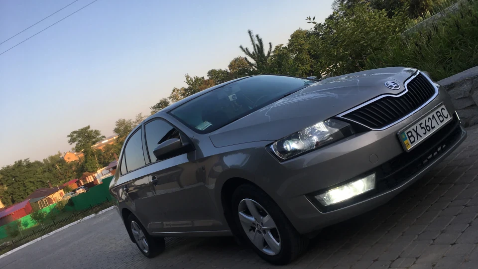 Skoda Rapid 1.2 tsi 105/77