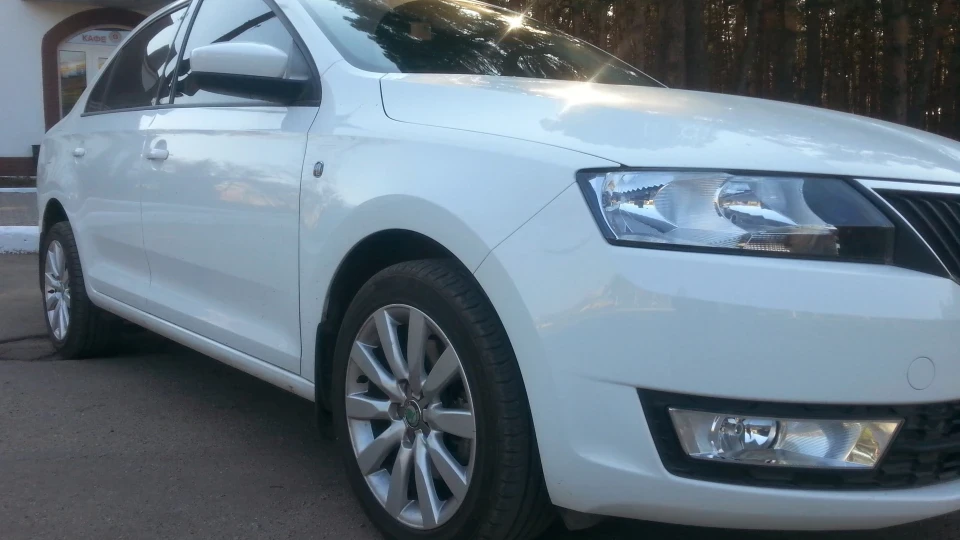 Skoda Rapid 1.2 tsi Ambition