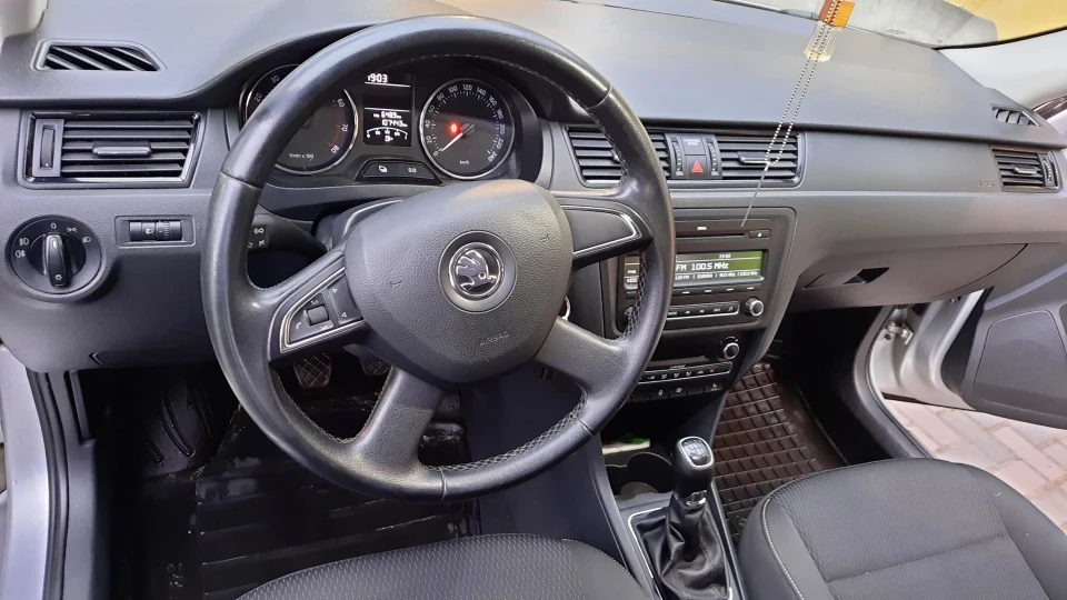 Skoda Rapid 1,2TSI Турбанутий 5