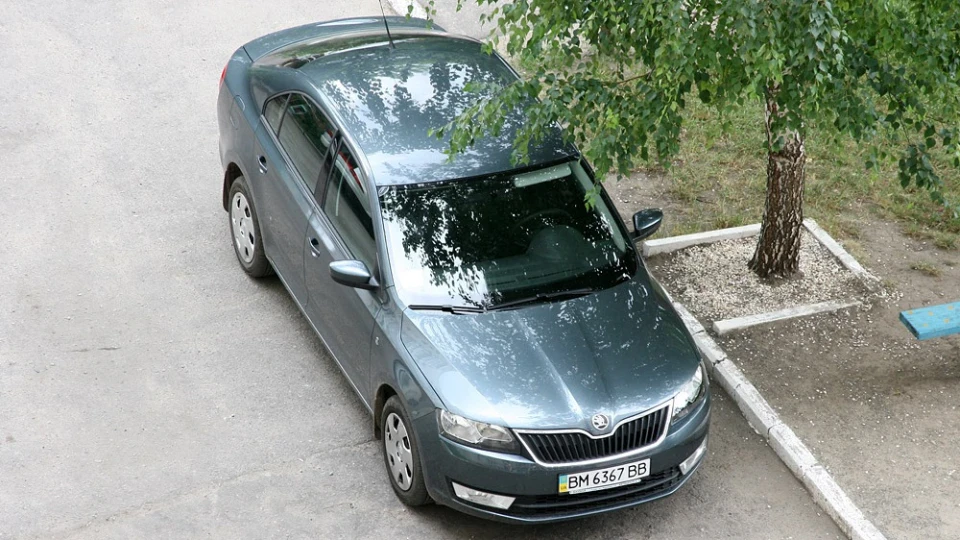 Skoda Rapid 1,6 metal grey