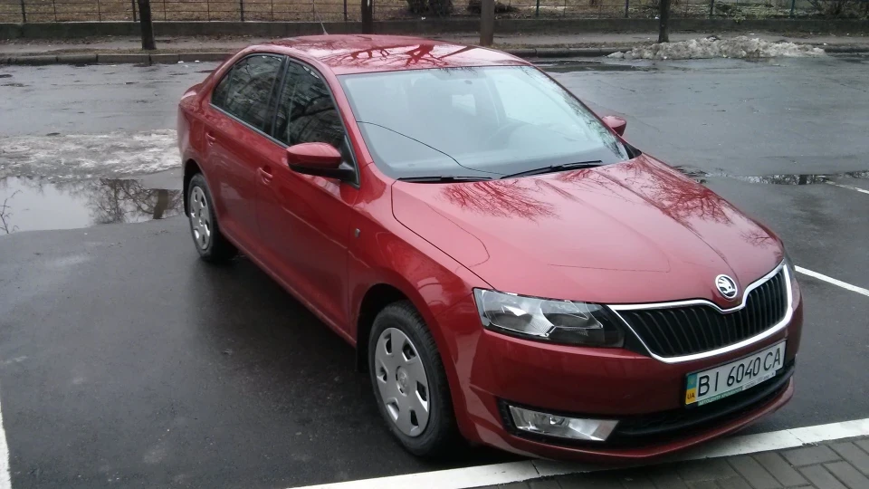 Skoda Rapid 1.6 MPI 2