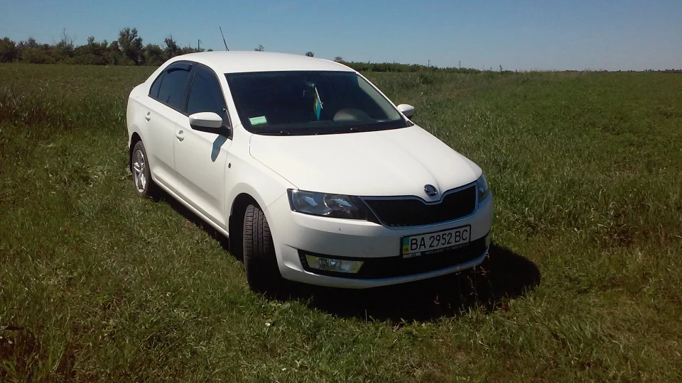Skoda Rapid 1.6 шкодниця))))
