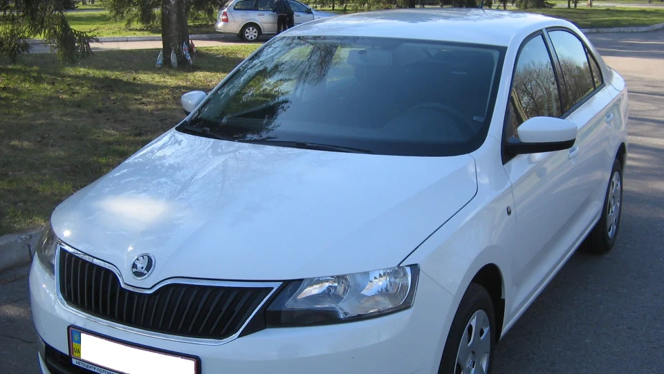 Skoda Rapid Білий кролик 5