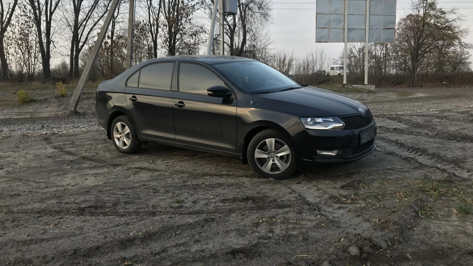 Skoda Rapid (Black) Рапідушка 3