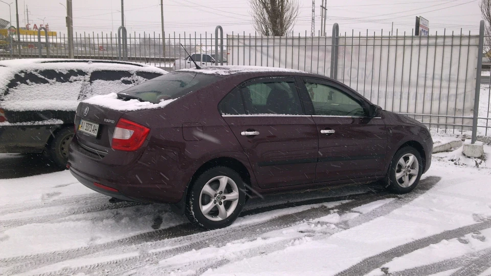 Skoda Rapid Rosso 1.2 Turbik 5