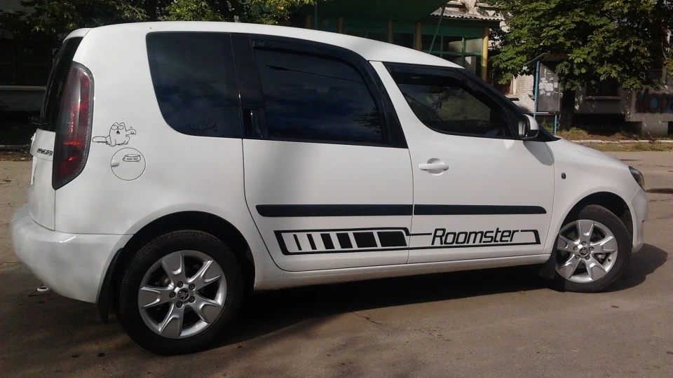 Skoda Roomster 4