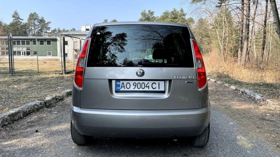 Skoda Roomster 4