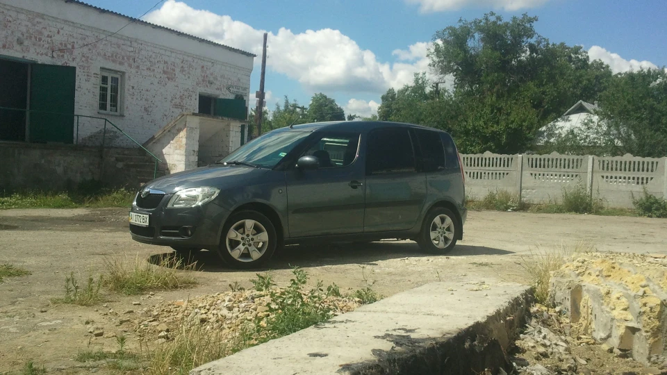 Skoda Roomster 1.4 Elegance 2