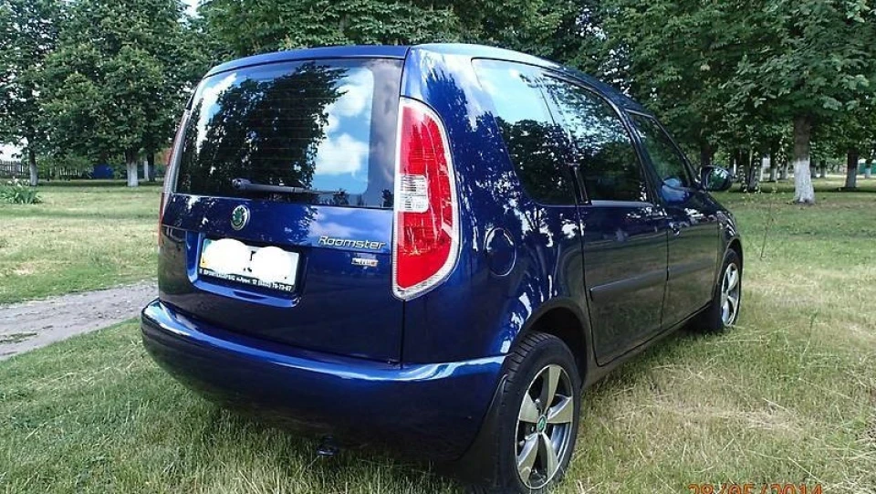 Skoda Roomster Синьоока) 2