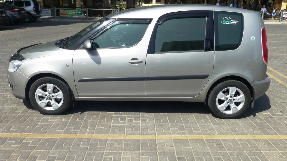 Skoda Roomster SPORT "ROADLINER" 3