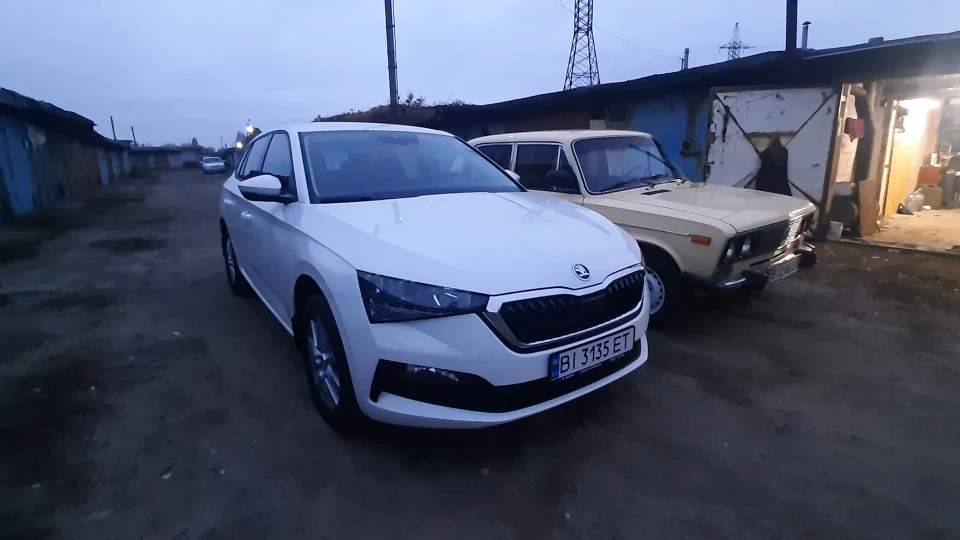 Skoda Scala 3