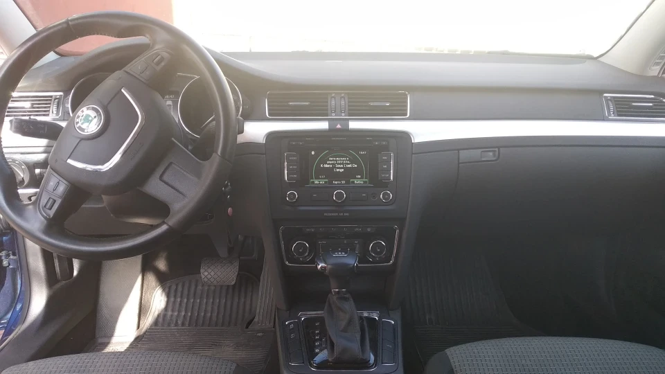 Skoda Superb Combi 2