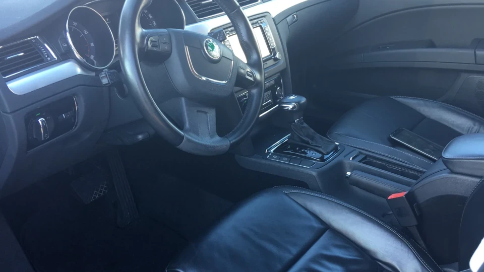 Skoda Superb Combi 5