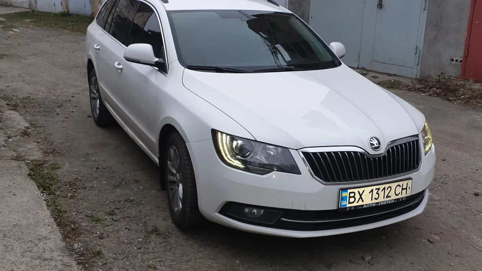 Skoda Superb Combi 3