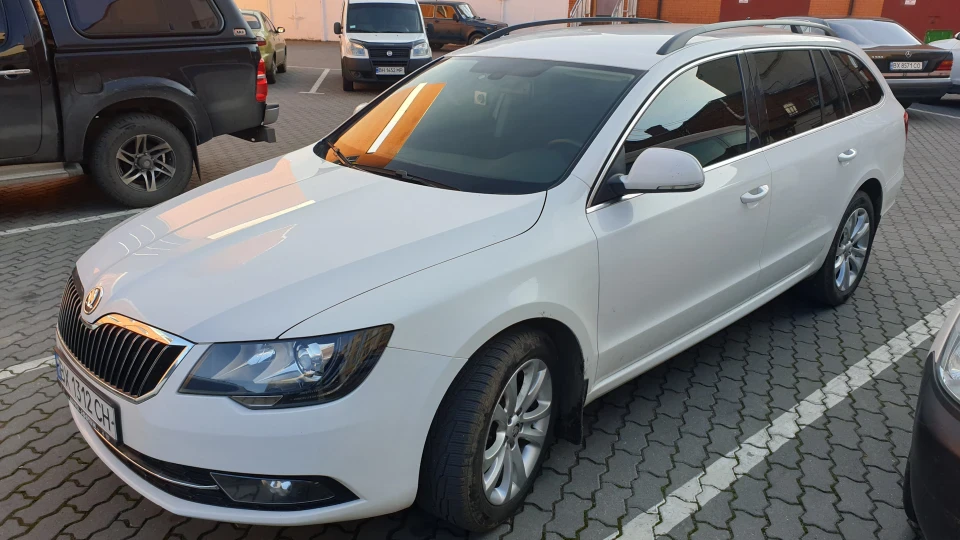 Skoda Superb Combi 4
