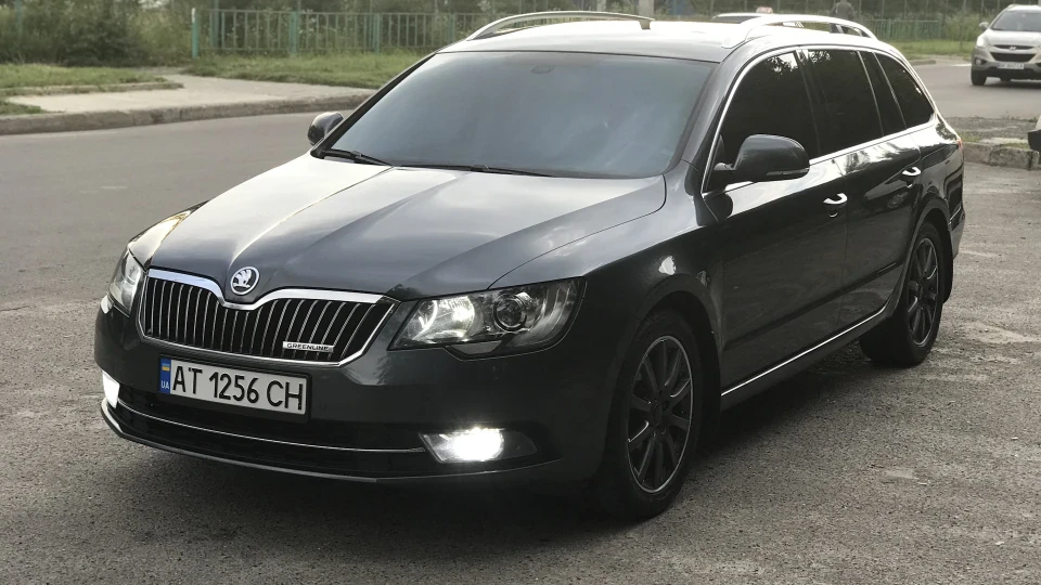 Skoda Superb Combi 3