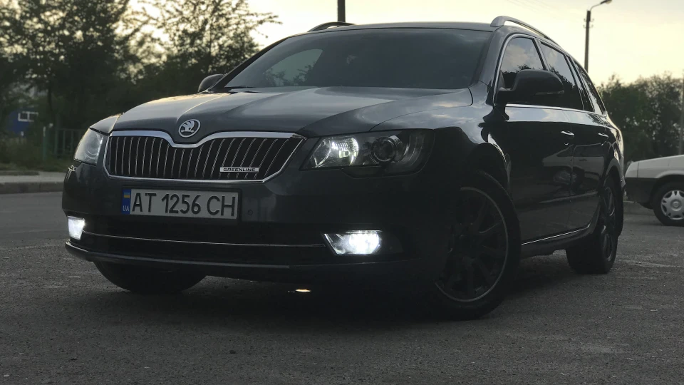 Skoda Superb Combi 5